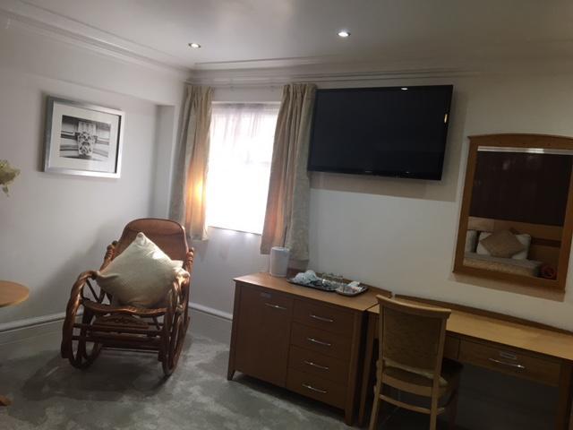 Harefield Manor Hotel Romford Extérieur photo